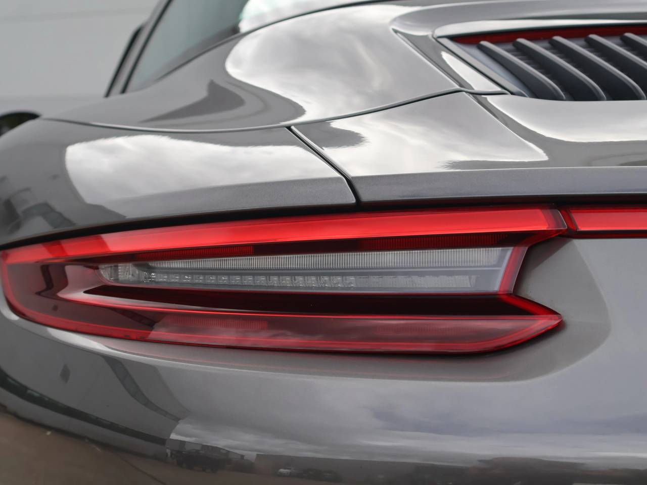 911 TARGA 4 GTS PDK (3) image 18