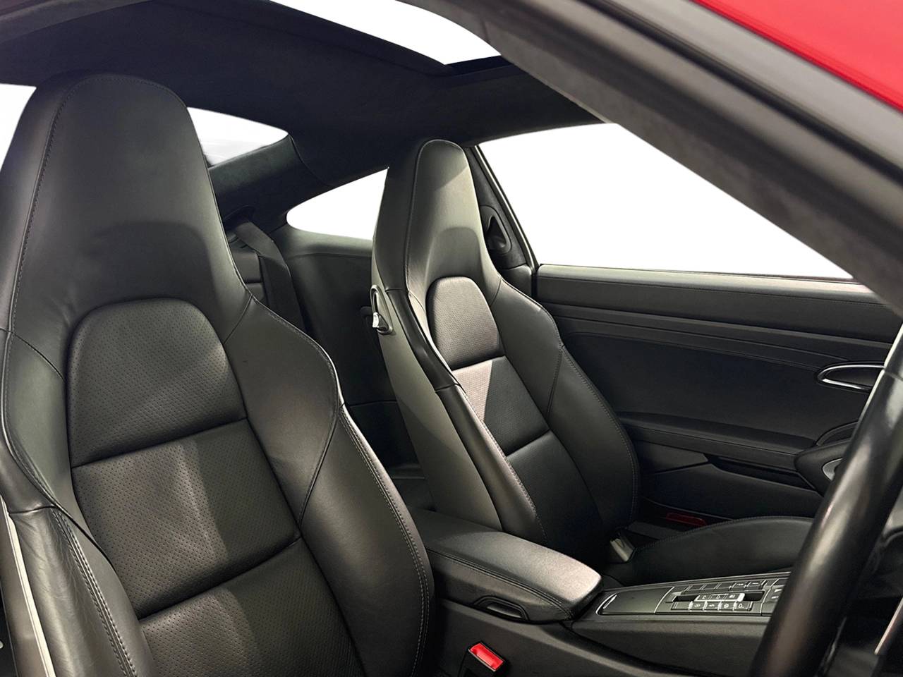911 CARRERA 4 GTS PDK (21) image 05