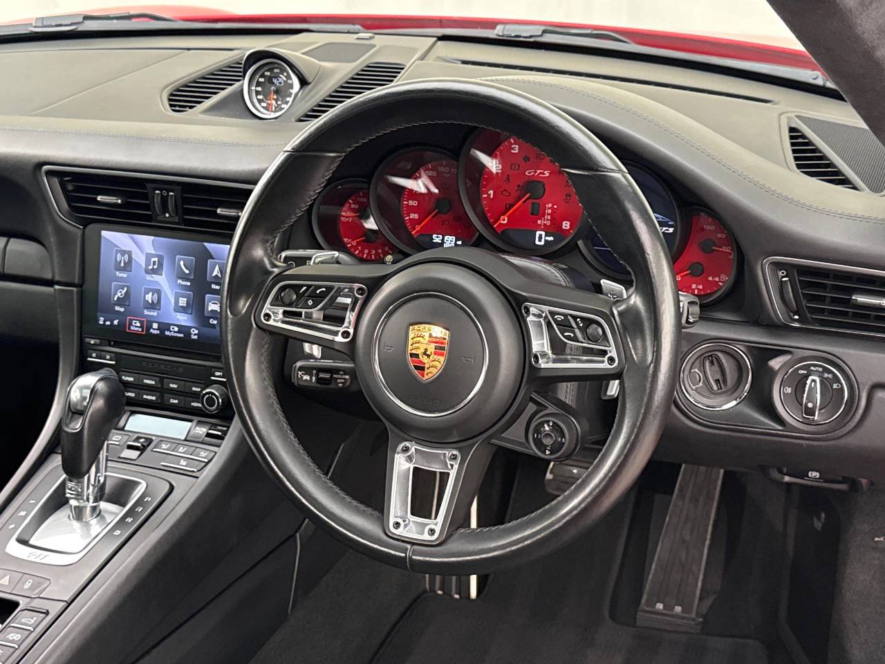 911 CARRERA 4 GTS PDK (21) image 17