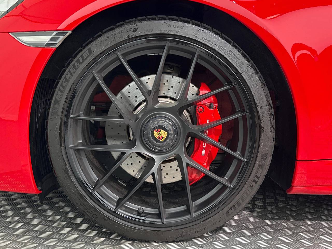 911 CARRERA 4 GTS PDK (21) image 13