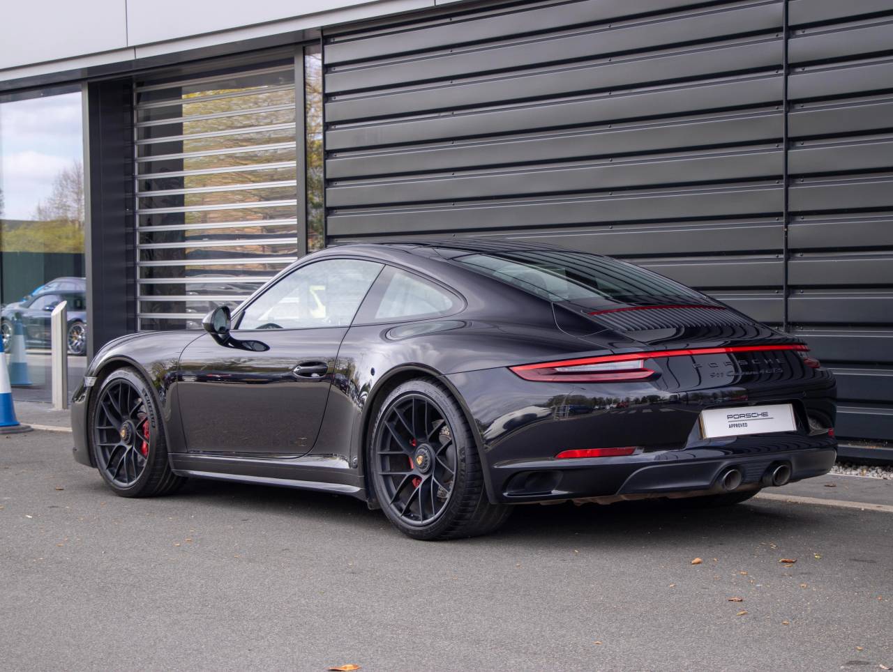 911 CARRERA 4 GTS PDK (15) image 14