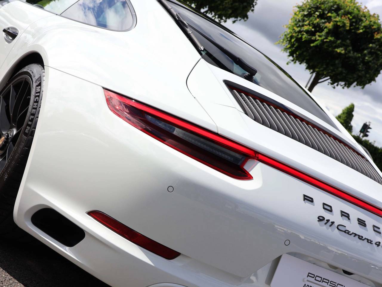 911 CARRERA 4 GTS PDK (32) image 11