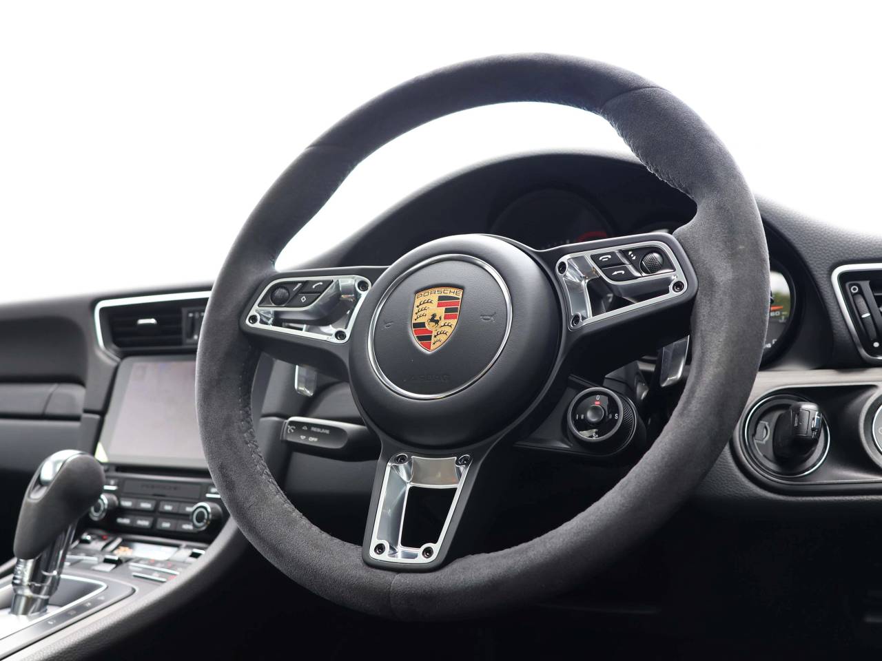 911 CARRERA 4 GTS PDK (32) image 16
