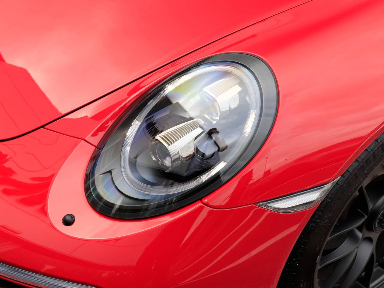 911 CARRERA 4 GTS PDK (21) image 10