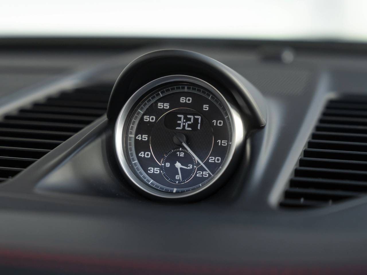 911 CARRERA 4 GTS PDK (3) image 43
