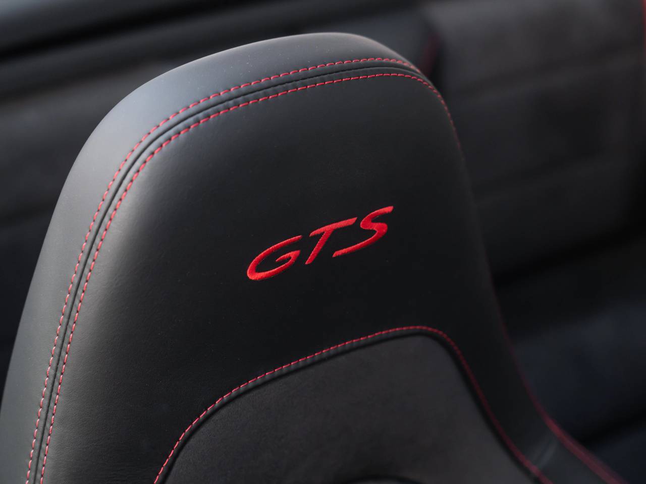 911 CARRERA 4 GTS PDK (3) image 51