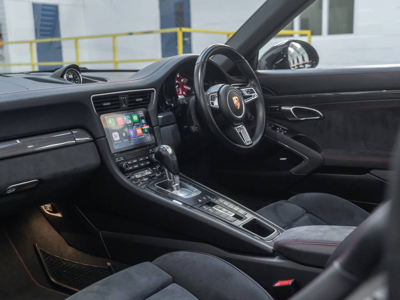 911 CARRERA 4 GTS PDK (3) image 26