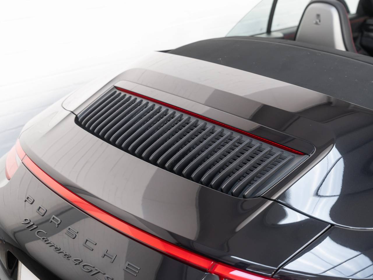 911 CARRERA 4 GTS PDK (3) image 18