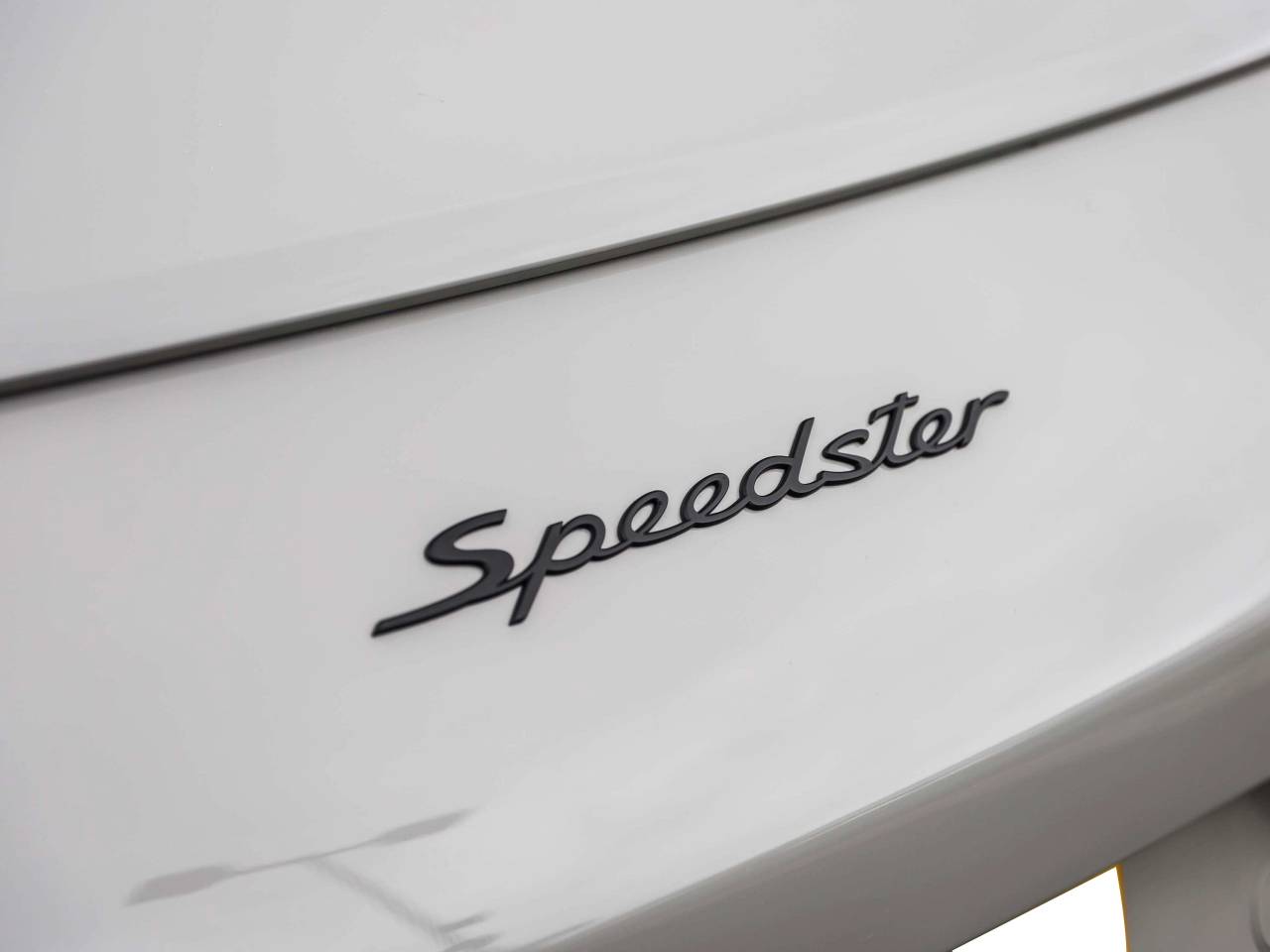 911 (991) SPEEDSTER image 32