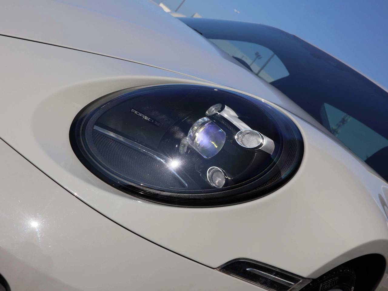 911 (992) CARRERA 4 PDK (21) image 11