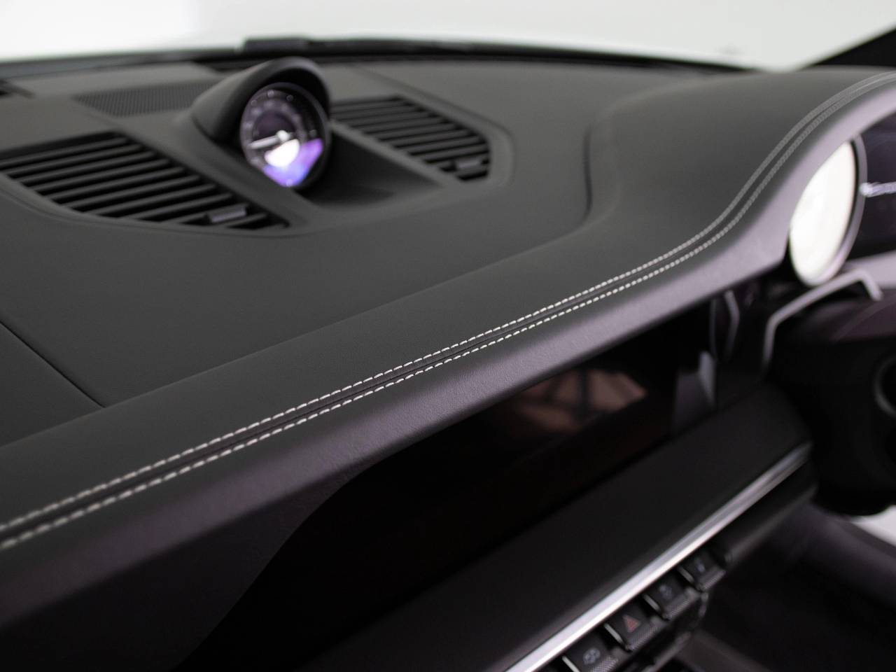 911 (992) CARRERA 4 PDK (5) image 54