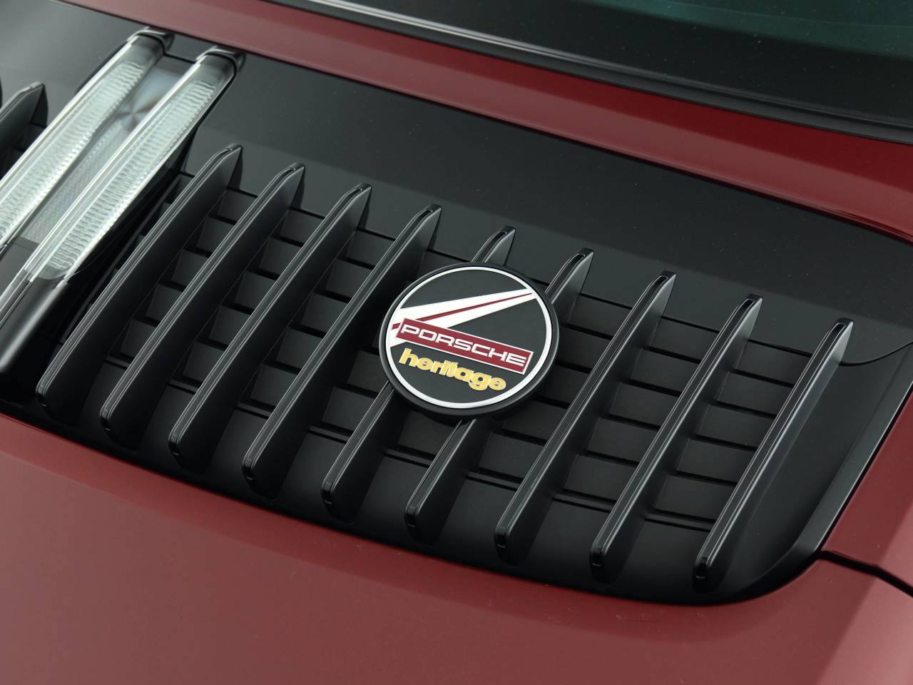 911 (992) TARGA 4S HERITAGE (1) image 35
