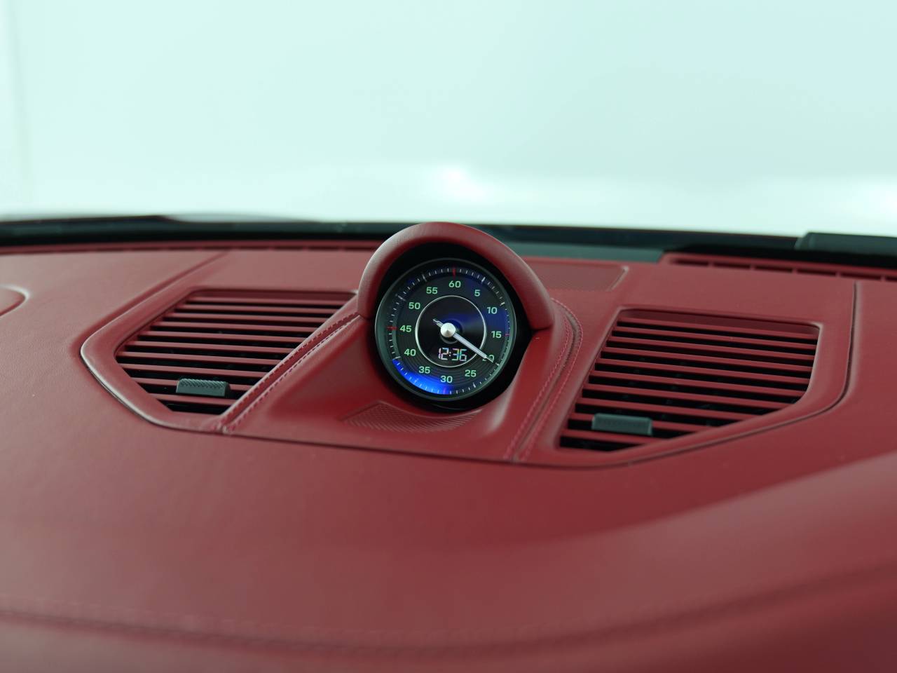 911 (992) TARGA 4S HERITAGE (1) image 37