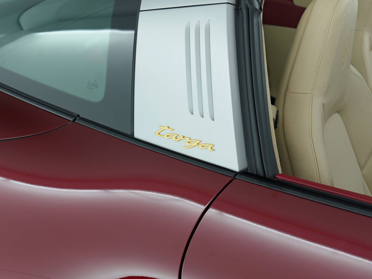 911 (992) TARGA 4S HERITAGE (1) image 42