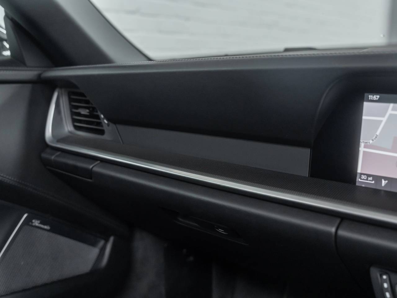 911 (992) TARGA 4S image 32