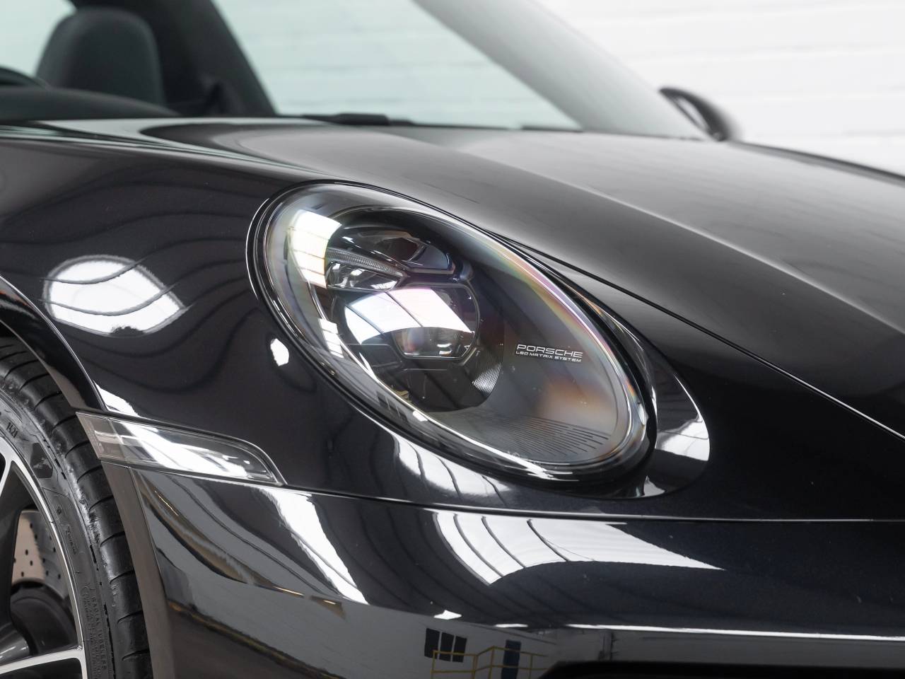 911 (992) TARGA 4S image 11
