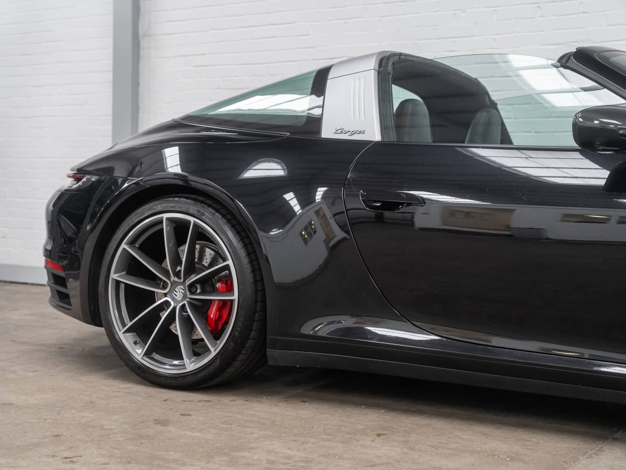 911 (992) TARGA 4S image 18
