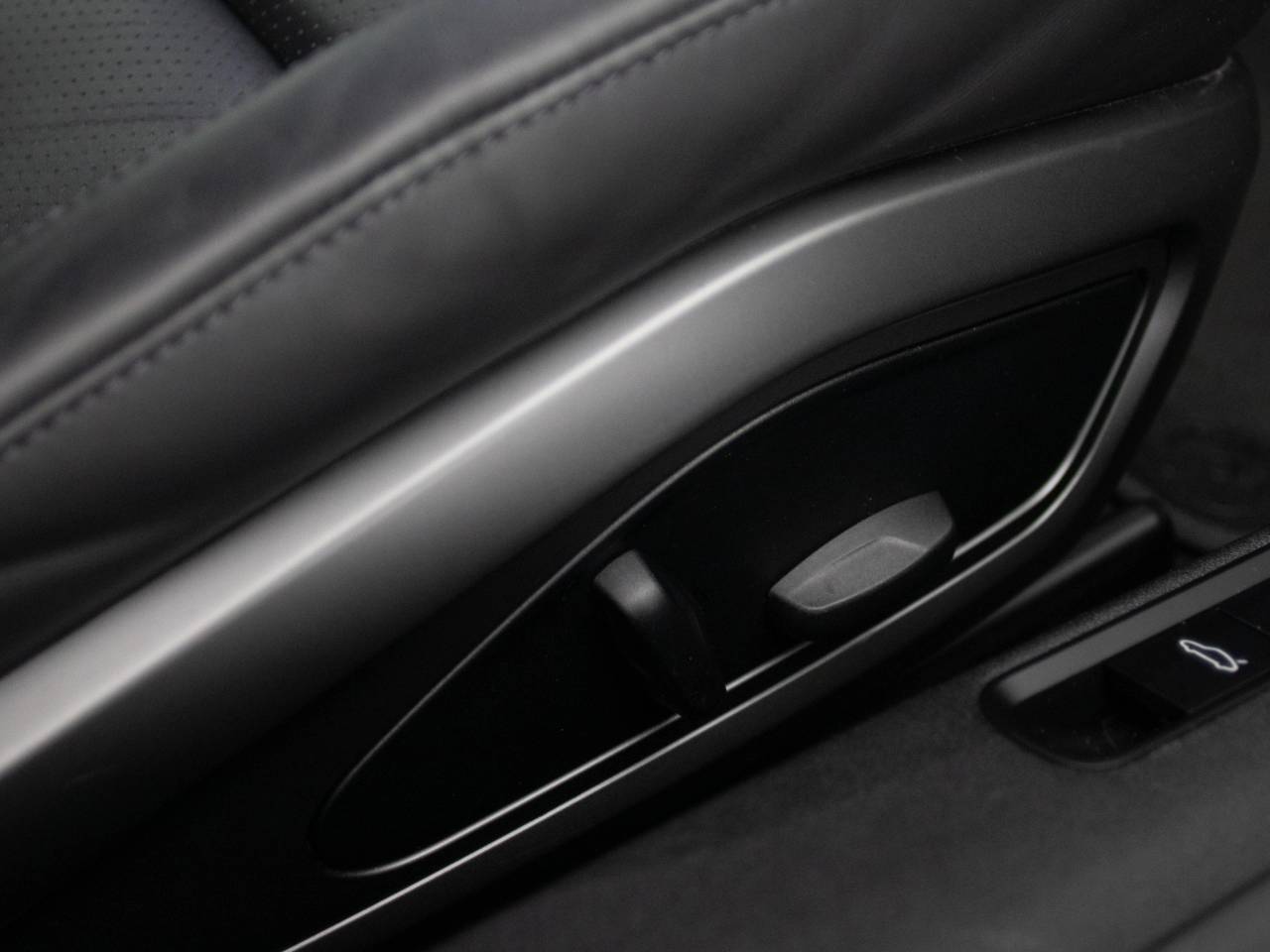 911 (992) CARRERA 4 PDK (4) image 43