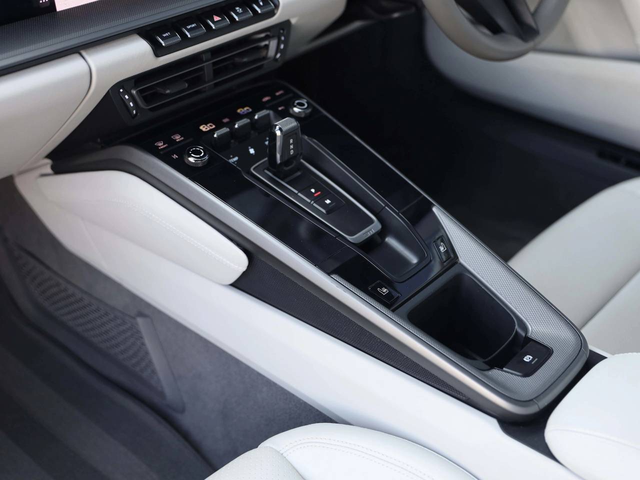 911 (992) CARRERA 4 PDK (6) image 32