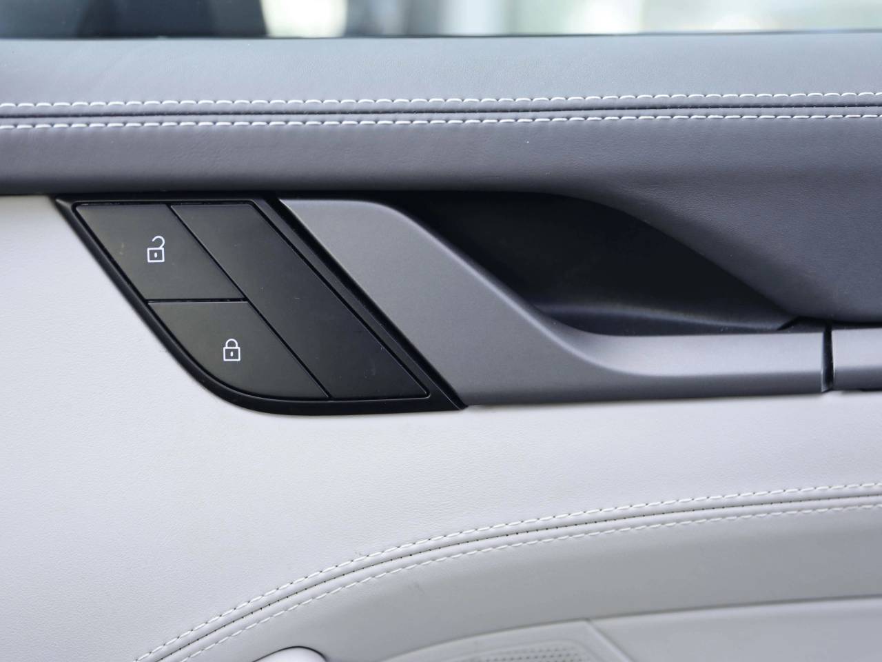 911 (992) CARRERA 4 PDK (6) image 26