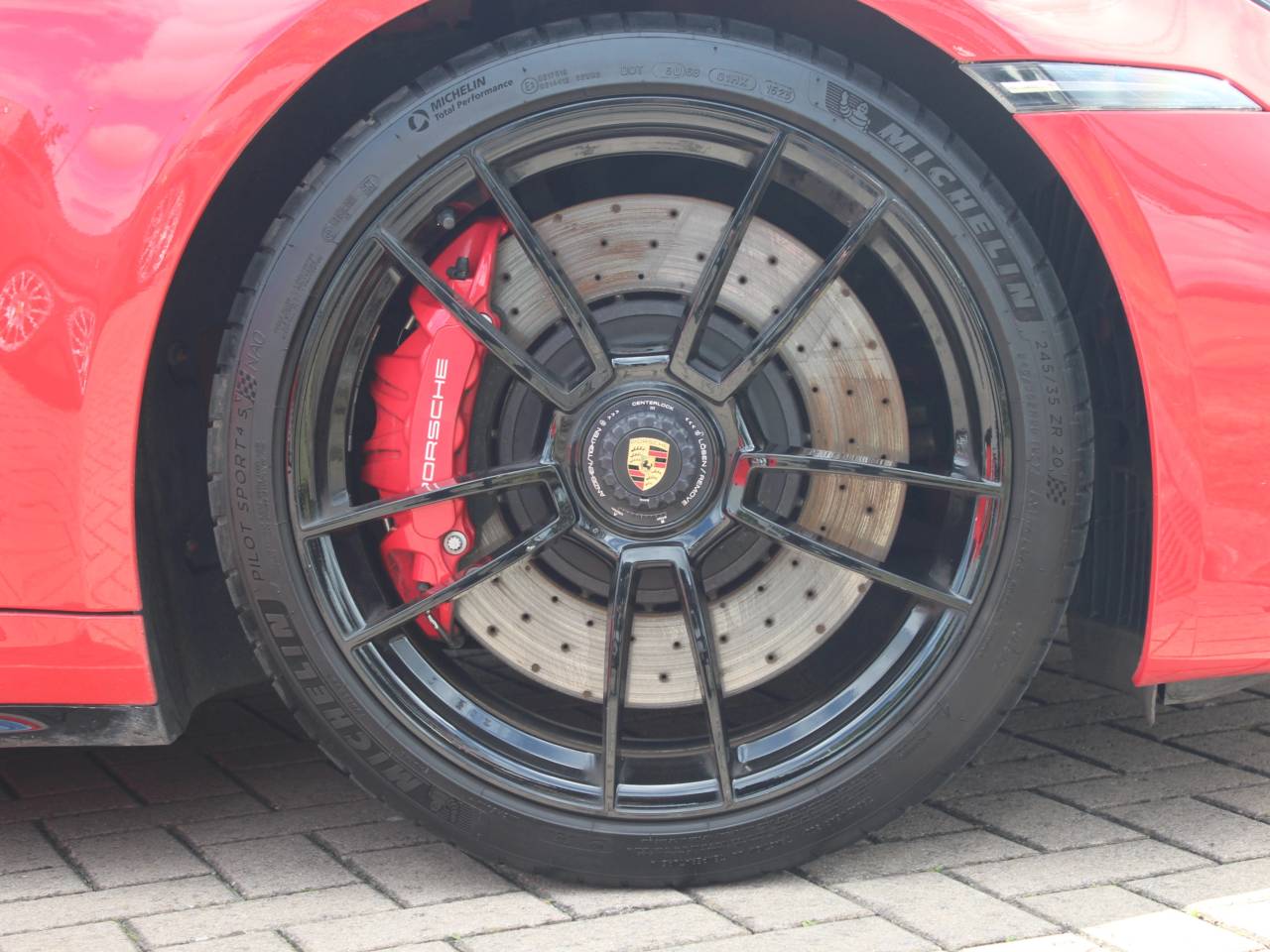 911 (992) CARRERA 4 GTS (2) image 06