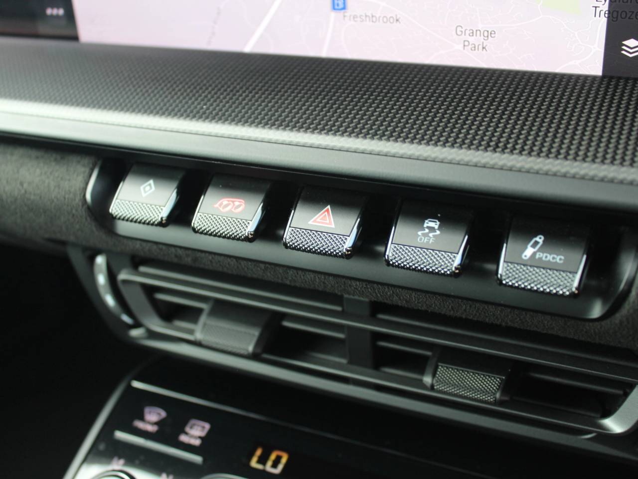 911 (992) CARRERA 4 GTS (2) image 33