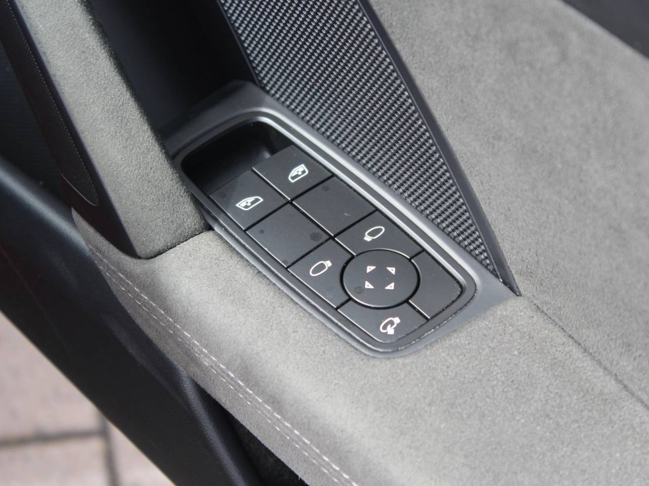 911 (992) CARRERA 4 GTS (2) image 44