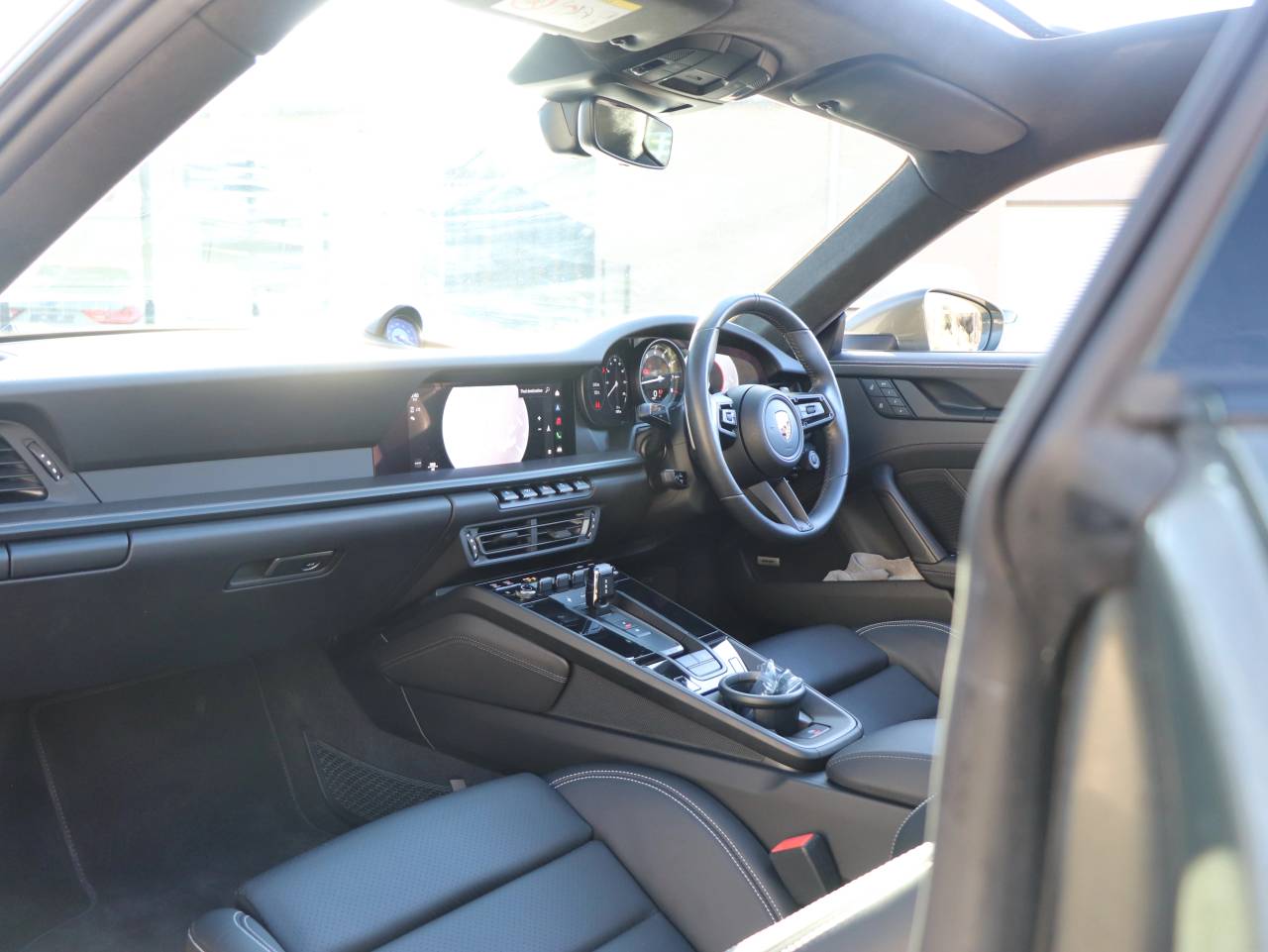 911 (992) CARRERA GTS (6) image 19
