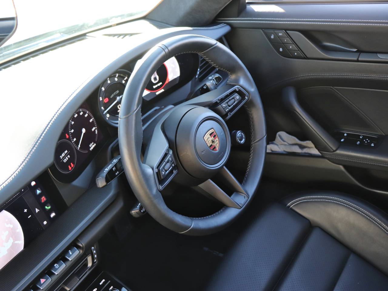 911 (992) CARRERA GTS (6) image 04