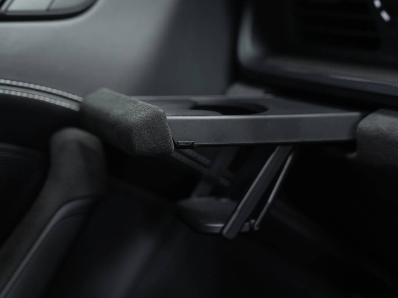 911 (992) CARRERA 4 GTS image 39