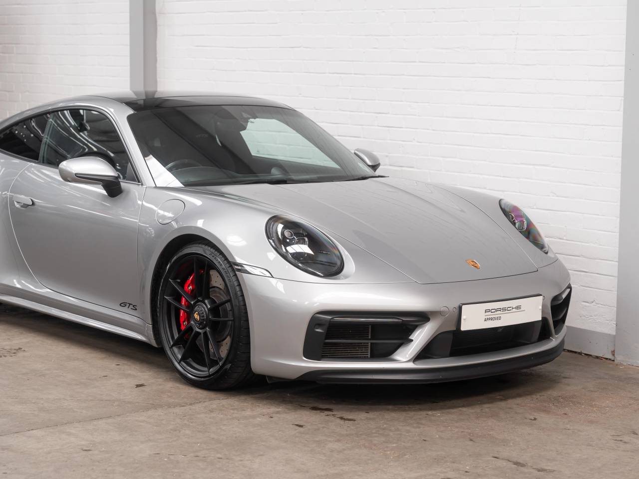 911 (992) CARRERA 4 GTS image 10