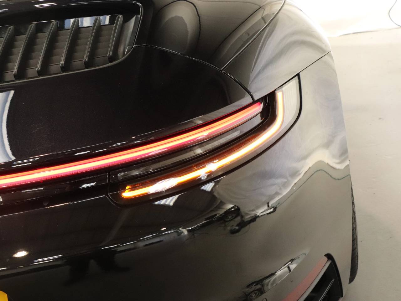 911 (992) TARGA 4 GTS (3) image 15