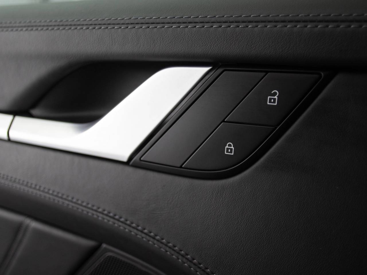 911 (992) TURBO S PDK (2) image 29