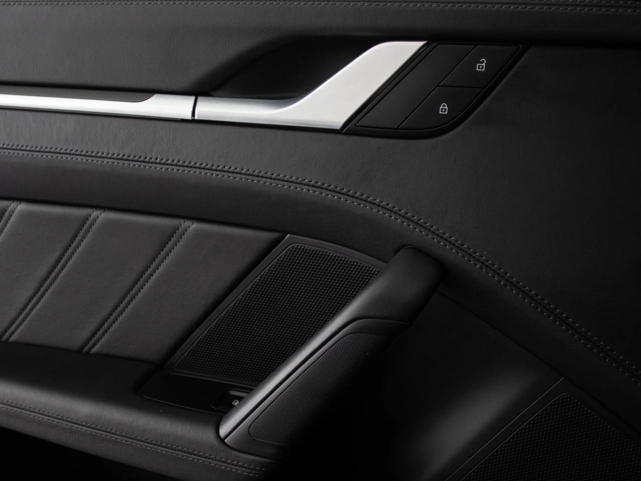 911 (992) TURBO S PDK (2) image 23