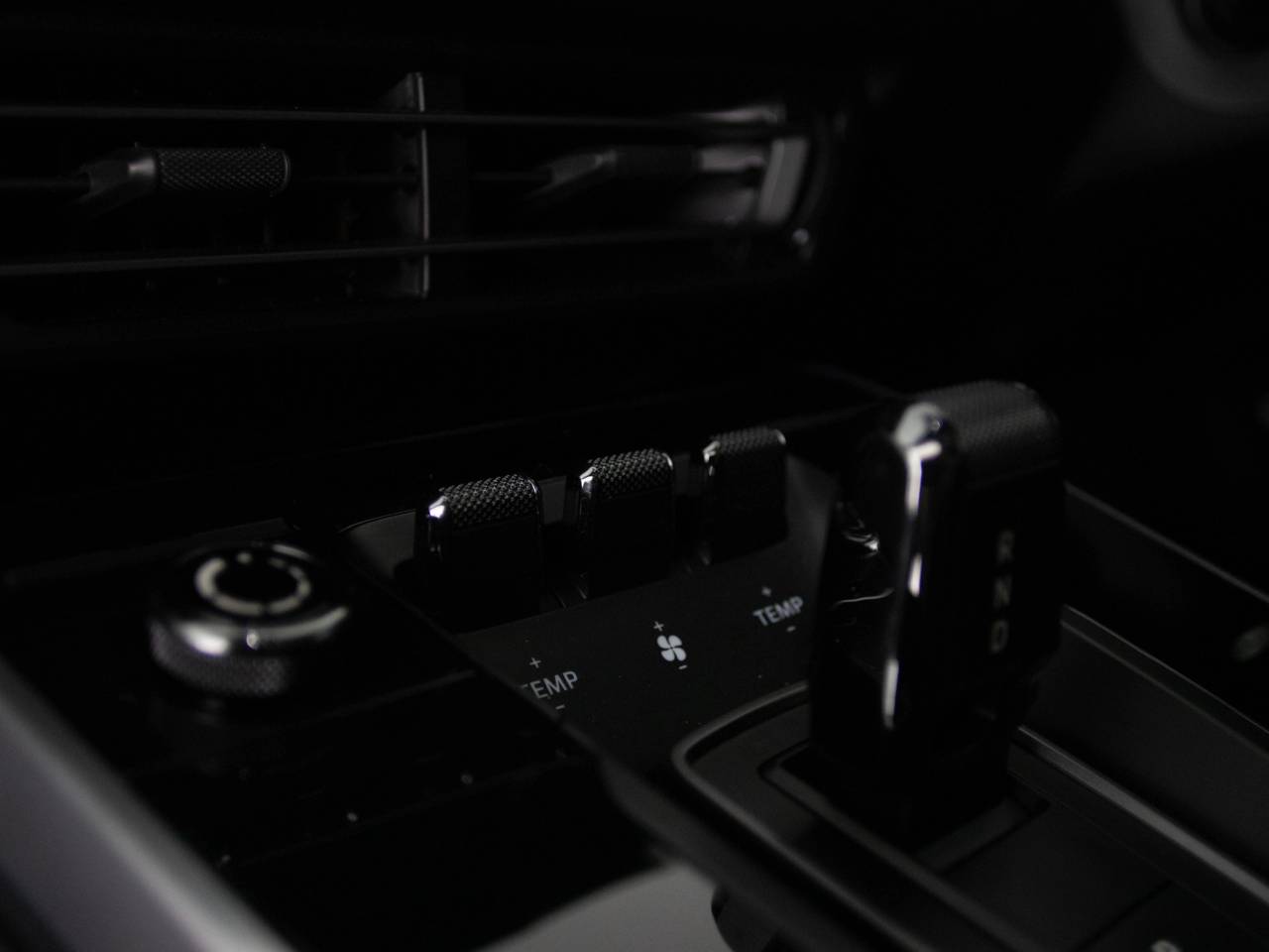 911 (992) TURBO S PDK (2) image 31