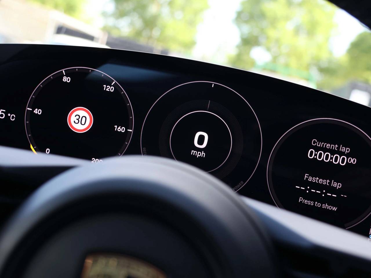 Taycan 4S (93KWH) (81) image 22