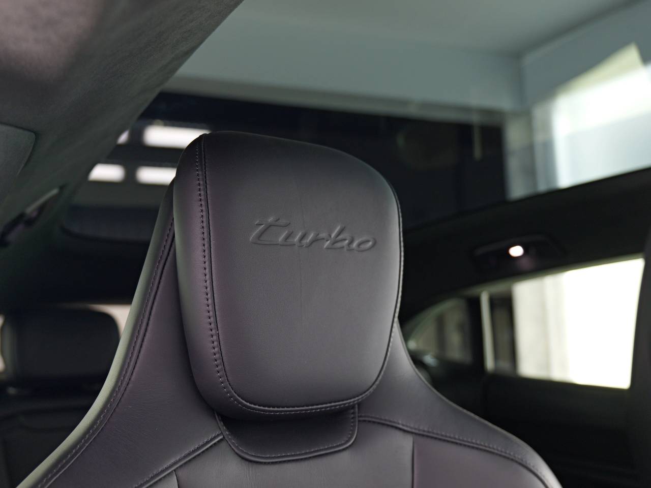 Taycan TURBO CROSS TURISMO (6) image 36