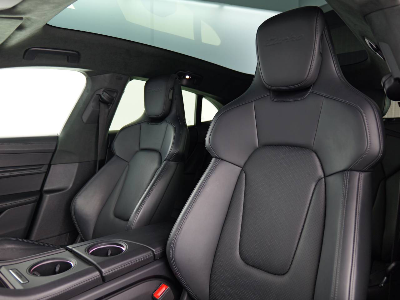 Taycan TURBO CROSS TURISMO (6) image 18