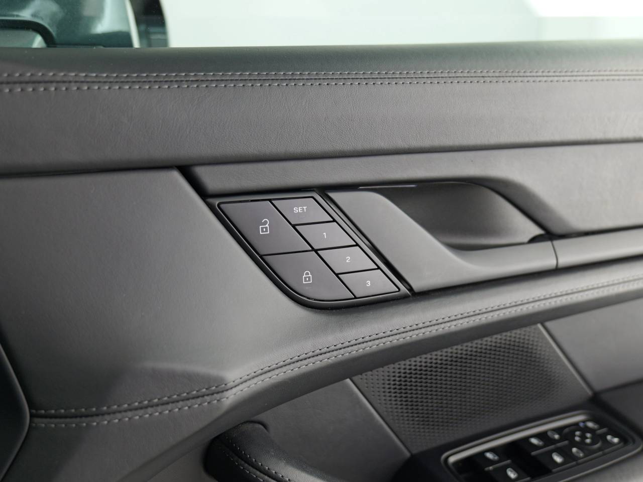 Taycan TURBO CROSS TURISMO (6) image 38
