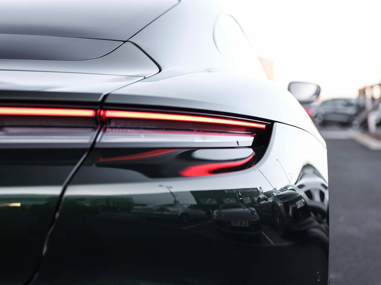 Taycan 4S (2) image 14