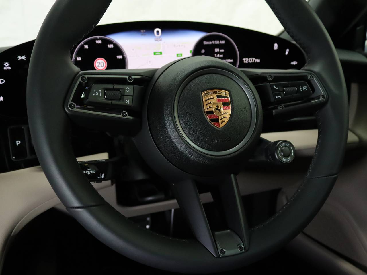 Taycan 4S CROSS TURISMO (4) image 43