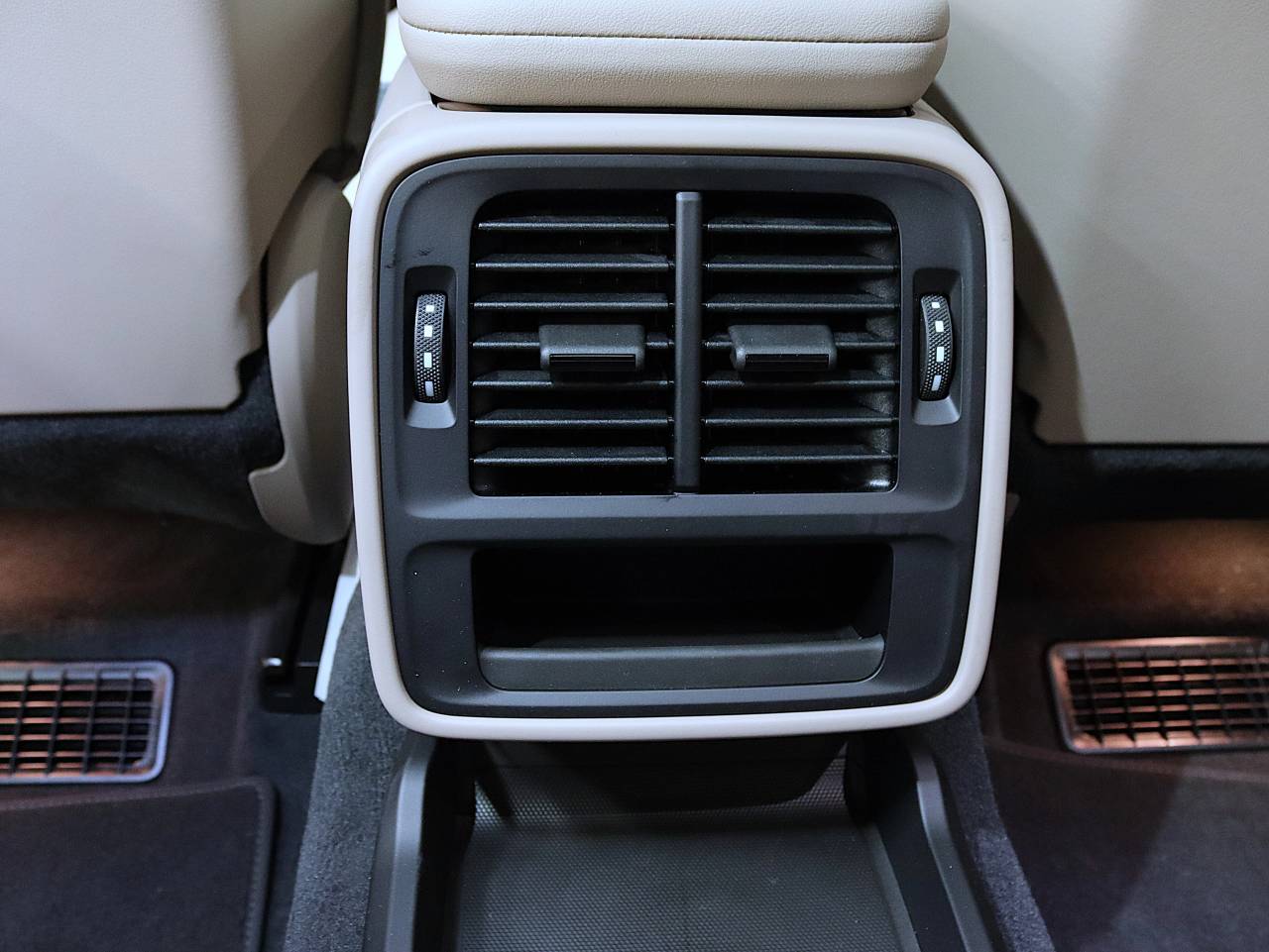 Taycan 4S CROSS TURISMO (4) image 42