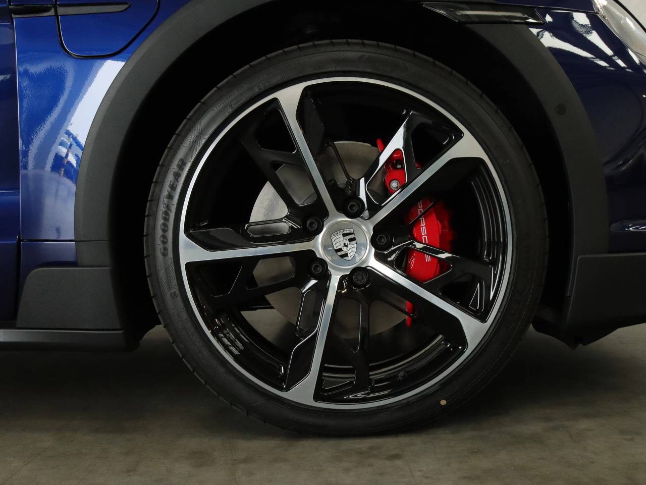 Taycan 4S CROSS TURISMO (4) image 19