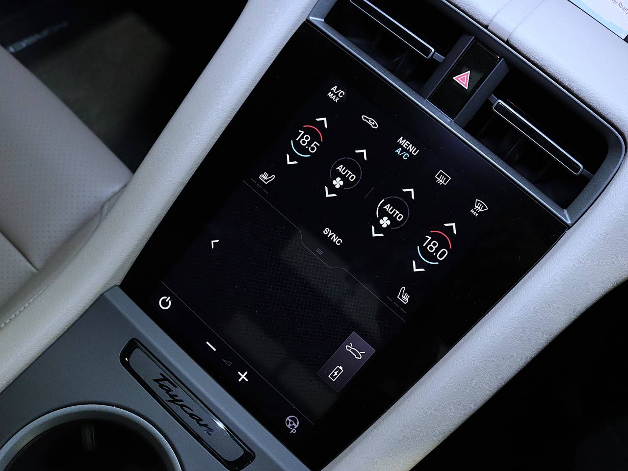 Taycan 4S CROSS TURISMO (4) image 33