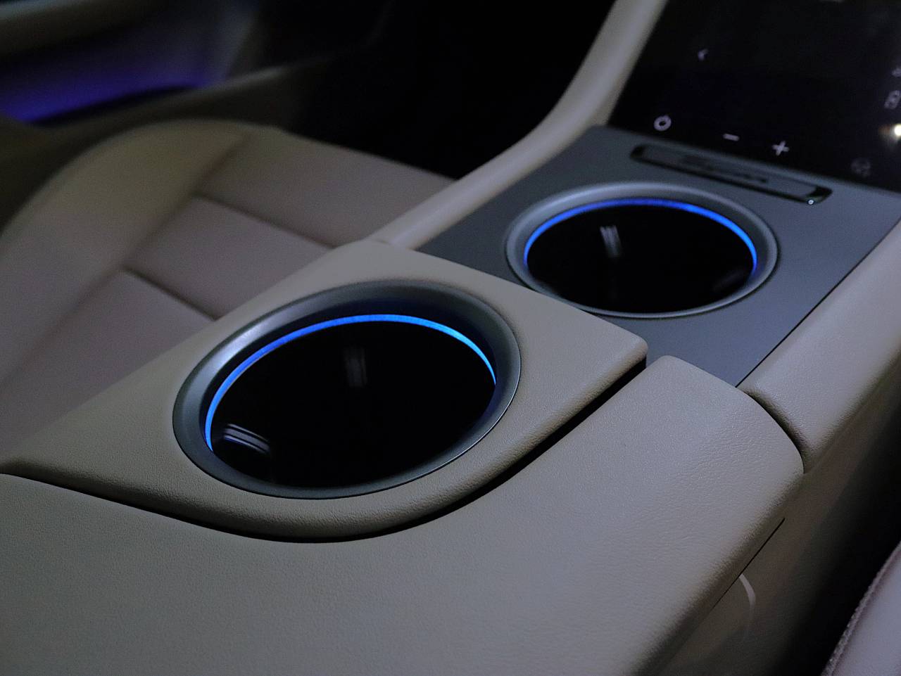 Taycan 4S CROSS TURISMO (4) image 35