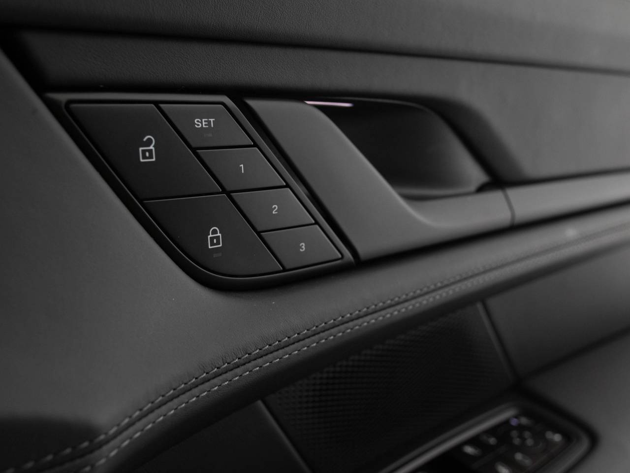 Taycan 4S CROSS TURISMO (5) image 49