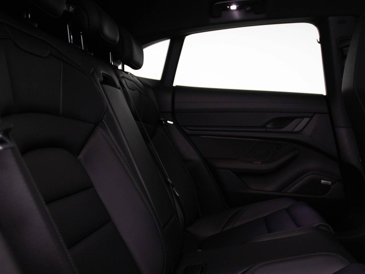 Taycan 4S CROSS TURISMO (5) image 40