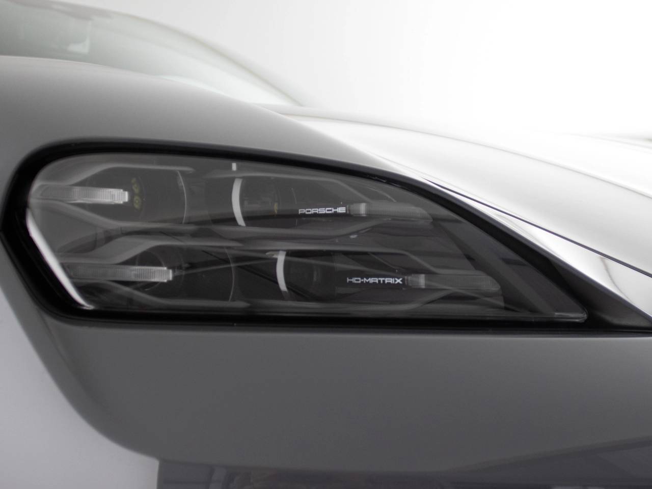 Taycan 4S CROSS TURISMO (5) image 21