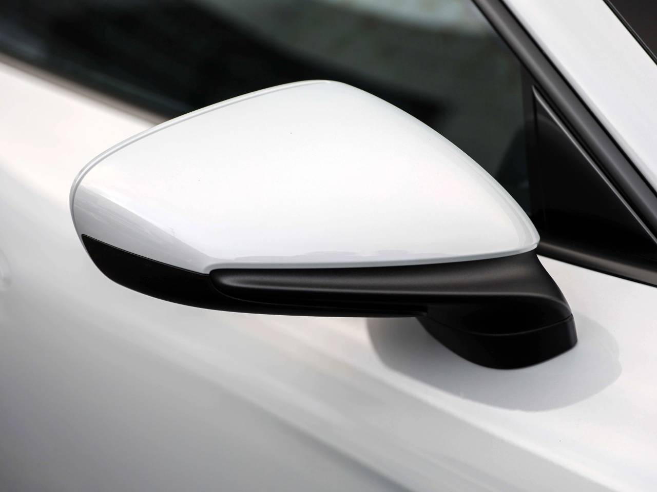 Taycan BASE SPORT TURISMO (14) image 11