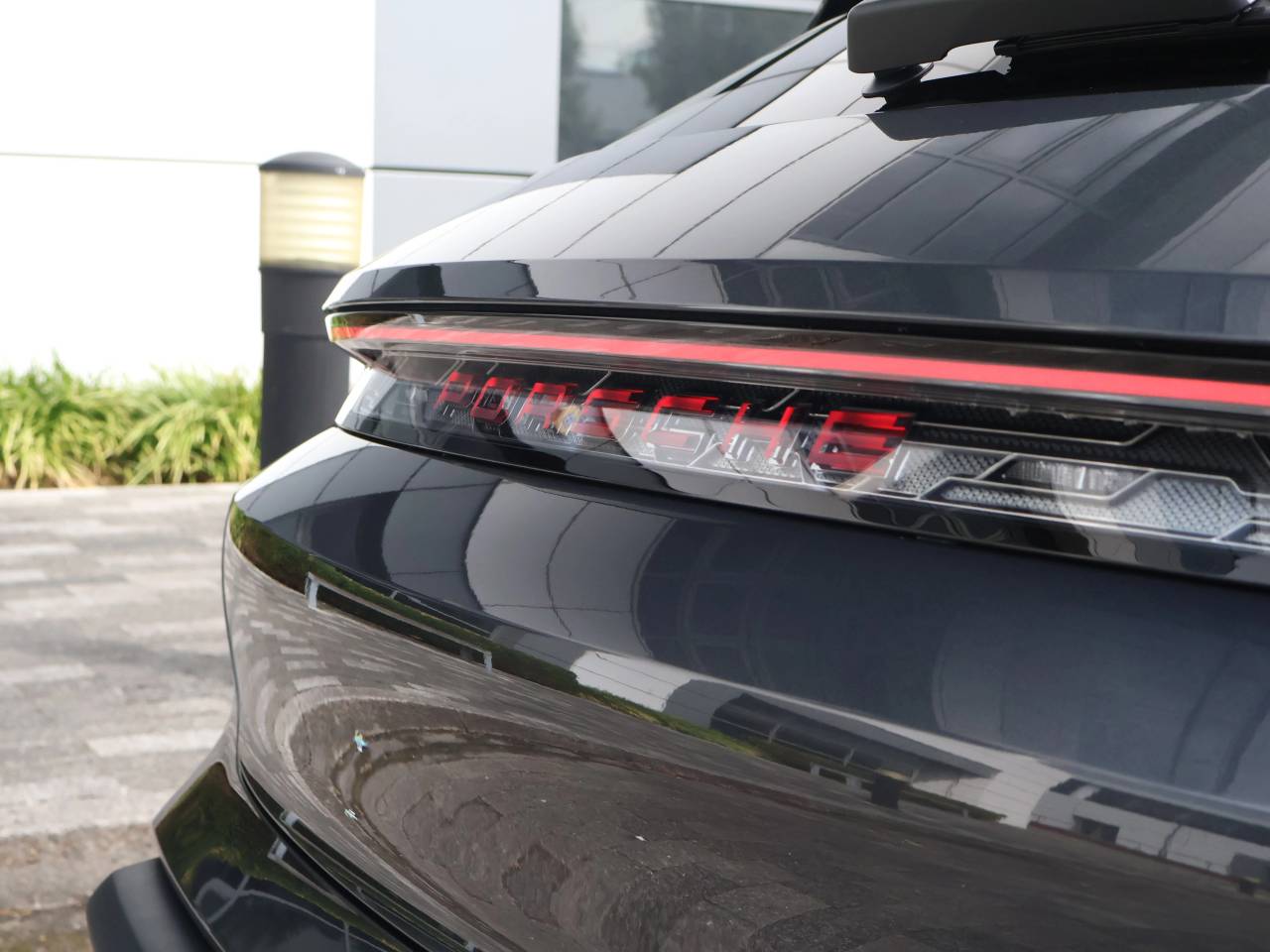 Taycan 4S SPORT TURISMO (3) image 15